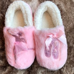 Adorable Pink Ballerina House Slippers NWOT